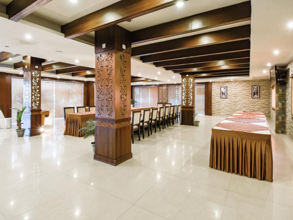 Hotel Shiv Vilas Бхопал Екстер'єр фото